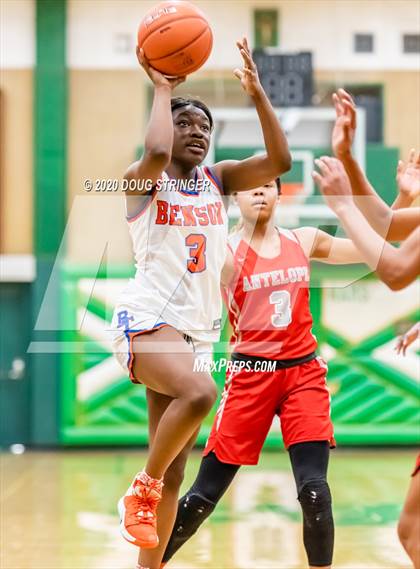 Thumbnail 2 in Antelope vs. Benson Tech (MLK Showcase) photogallery.