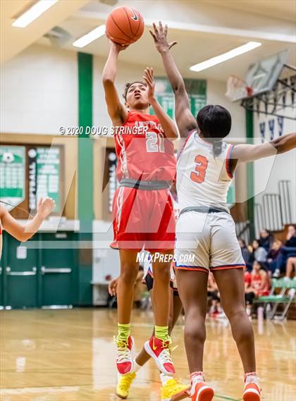 Thumbnail 2 in Antelope vs. Benson Tech (MLK Showcase) photogallery.