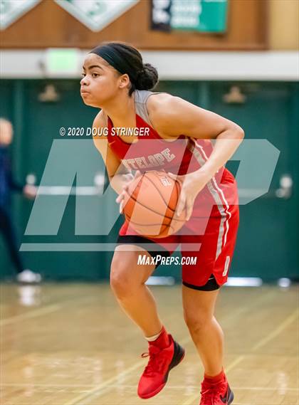 Thumbnail 2 in Antelope vs. Benson Tech (MLK Showcase) photogallery.