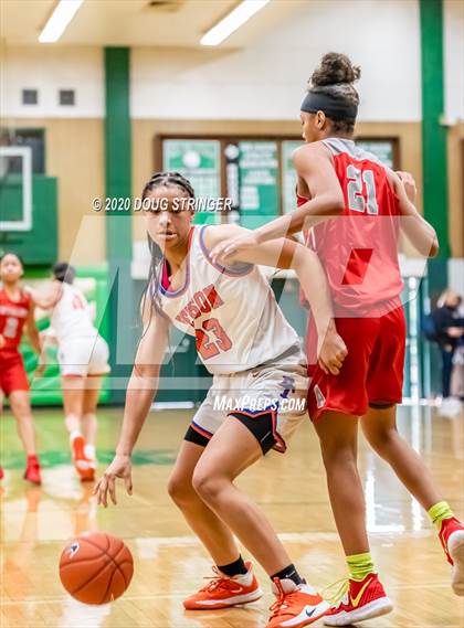 Thumbnail 2 in Antelope vs. Benson Tech (MLK Showcase) photogallery.