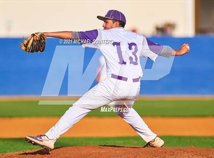 Thumbnail 1 in Jefferson @ Brackenridge photogallery.
