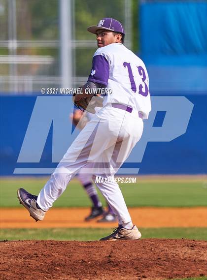 Thumbnail 3 in Jefferson @ Brackenridge photogallery.