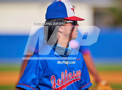 Thumbnail 3 in Jefferson @ Brackenridge photogallery.