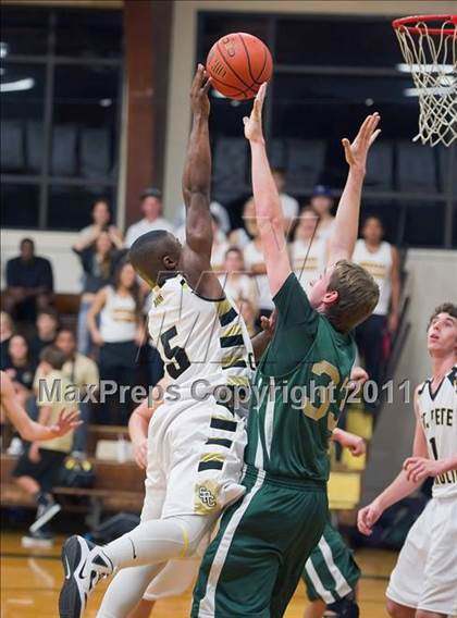 Thumbnail 3 in Shorecrest Prep @ St. Petersburg Catholic photogallery.