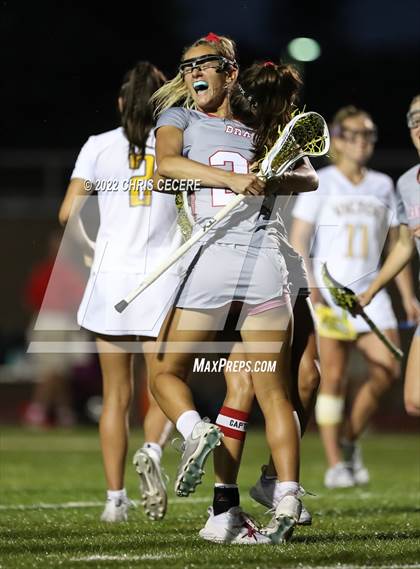 Thumbnail 2 in Victor vs. Canandaigua Academy (Section 5 Class B Final) photogallery.