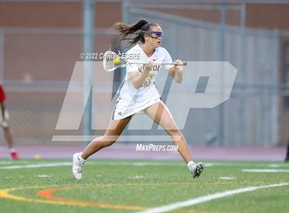 Thumbnail 3 in Victor vs. Canandaigua Academy (Section 5 Class B Final) photogallery.