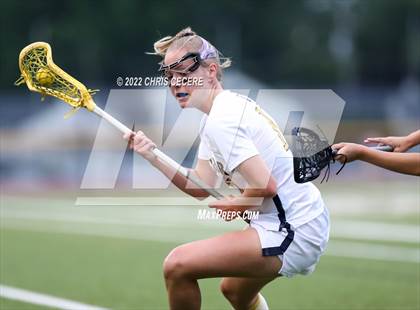Thumbnail 3 in Victor vs. Canandaigua Academy (Section 5 Class B Final) photogallery.