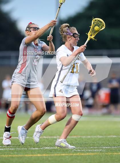 Thumbnail 2 in Victor vs. Canandaigua Academy (Section 5 Class B Final) photogallery.