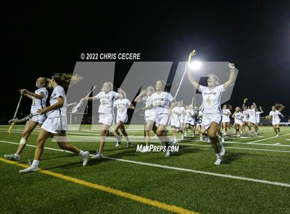Thumbnail 2 in Victor vs. Canandaigua Academy (Section 5 Class B Final) photogallery.