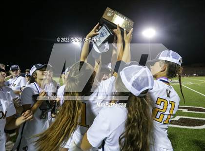 Thumbnail 1 in Victor vs. Canandaigua Academy (Section 5 Class B Final) photogallery.