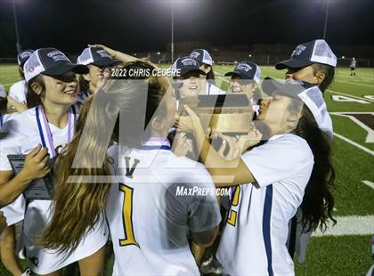 Thumbnail 3 in Victor vs. Canandaigua Academy (Section 5 Class B Final) photogallery.