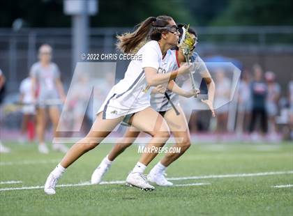 Thumbnail 2 in Victor vs. Canandaigua Academy (Section 5 Class B Final) photogallery.