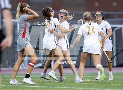 Thumbnail 3 in Victor vs. Canandaigua Academy (Section 5 Class B Final) photogallery.