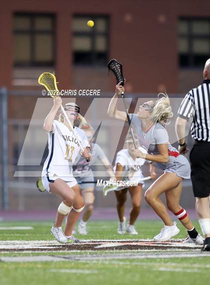 Thumbnail 3 in Victor vs. Canandaigua Academy (Section 5 Class B Final) photogallery.