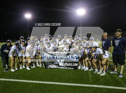 Thumbnail 2 in Victor vs. Canandaigua Academy (Section 5 Class B Final) photogallery.