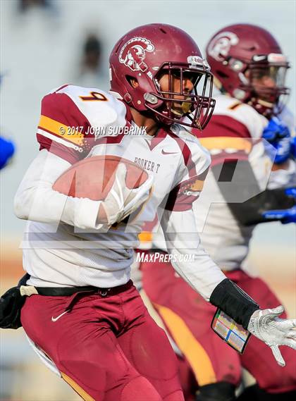 Thumbnail 3 in Washington @ Phoebus (VHSL Group 3A First Round Playoff) photogallery.