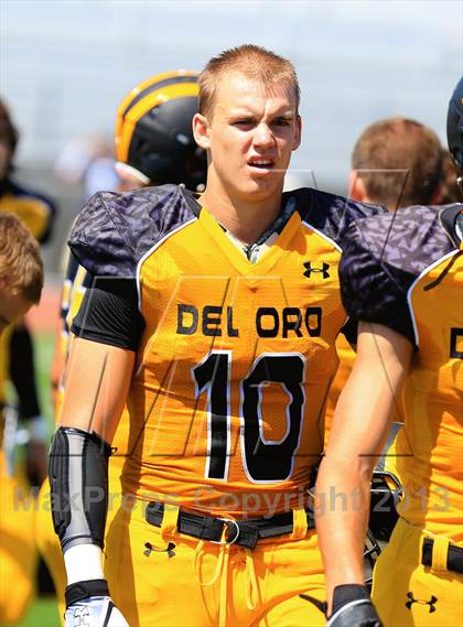 Thumbnail 1 in Del Oro vs. Notre Dame (Honor Bowl) photogallery.