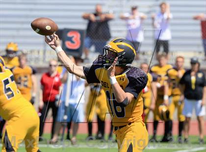 Thumbnail 2 in Del Oro vs. Notre Dame (Honor Bowl) photogallery.
