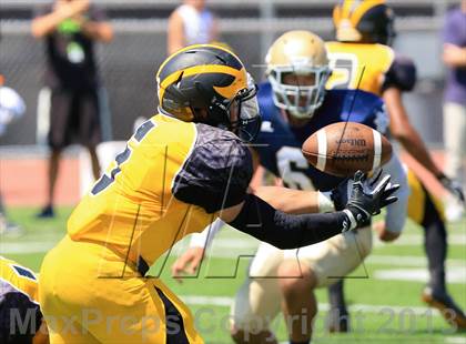 Thumbnail 3 in Del Oro vs. Notre Dame (Honor Bowl) photogallery.