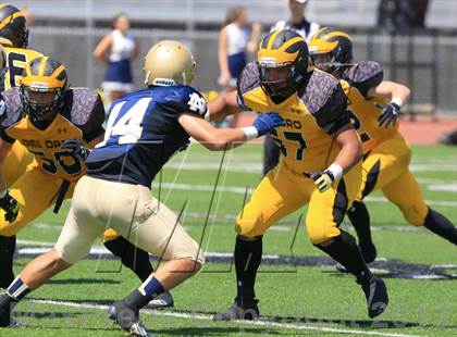 Thumbnail 2 in Del Oro vs. Notre Dame (Honor Bowl) photogallery.
