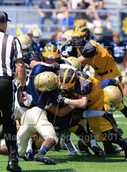 Thumbnail 1 in Del Oro vs. Notre Dame (Honor Bowl) photogallery.