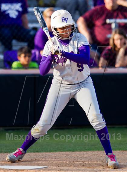 Thumbnail 1 in Ridge Point vs Santa Fe (UIL 4A Region 3 Quarterfinal Playoff) photogallery.