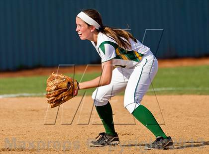 Thumbnail 2 in Ridge Point vs Santa Fe (UIL 4A Region 3 Quarterfinal Playoff) photogallery.