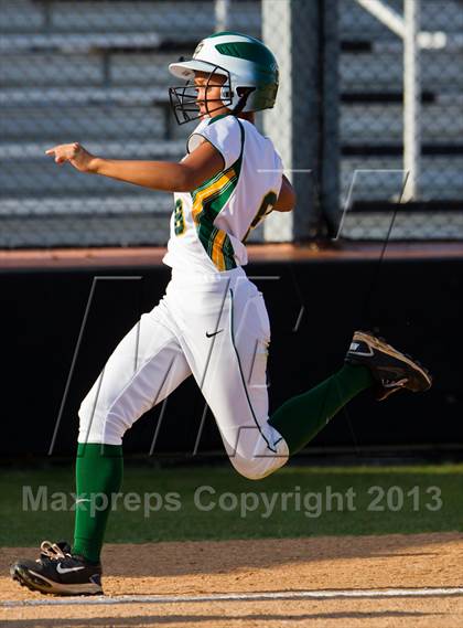 Thumbnail 3 in Ridge Point vs Santa Fe (UIL 4A Region 3 Quarterfinal Playoff) photogallery.