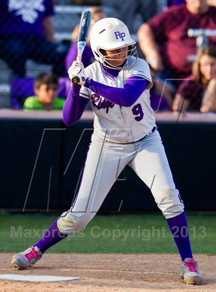 Thumbnail 3 in Ridge Point vs Santa Fe (UIL 4A Region 3 Quarterfinal Playoff) photogallery.