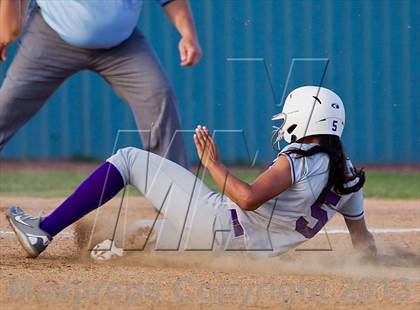 Thumbnail 1 in Ridge Point vs Santa Fe (UIL 4A Region 3 Quarterfinal Playoff) photogallery.