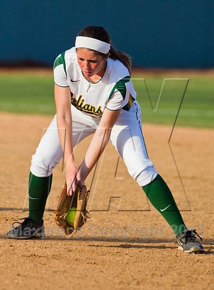 Thumbnail 1 in Ridge Point vs Santa Fe (UIL 4A Region 3 Quarterfinal Playoff) photogallery.