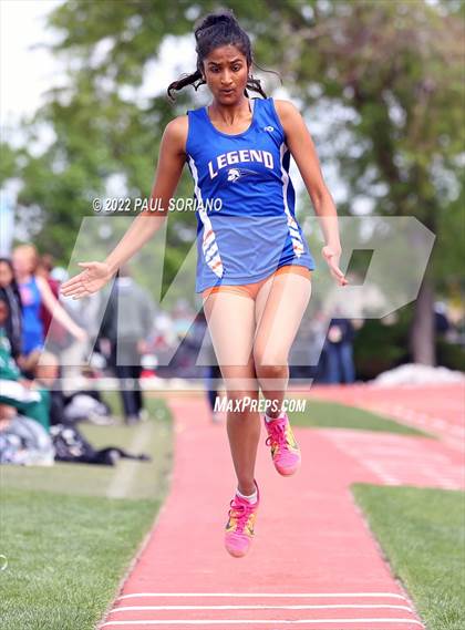 Thumbnail 2 in CHSAA Championships (Day 3) photogallery.
