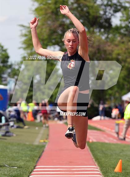 Thumbnail 3 in CHSAA Championships (Day 3) photogallery.