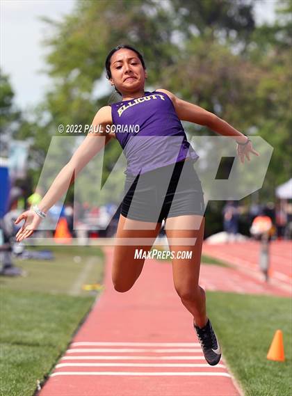Thumbnail 3 in CHSAA Championships (Day 3) photogallery.