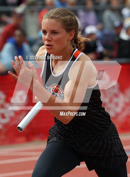 Thumbnail 2 in CHSAA Championships (Day 3) photogallery.