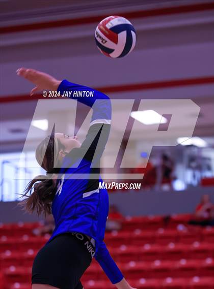 Thumbnail 1 in Robinson @ Glen Rose photogallery.