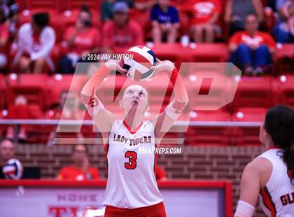 Thumbnail 3 in Robinson @ Glen Rose photogallery.