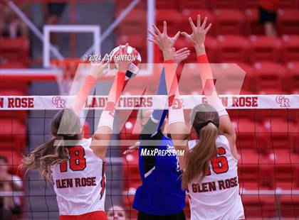 Thumbnail 3 in Robinson @ Glen Rose photogallery.