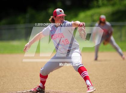 Thumbnail 2 in Harrisburg vs. Frankfort (IHSA 2A Regional Championship) photogallery.