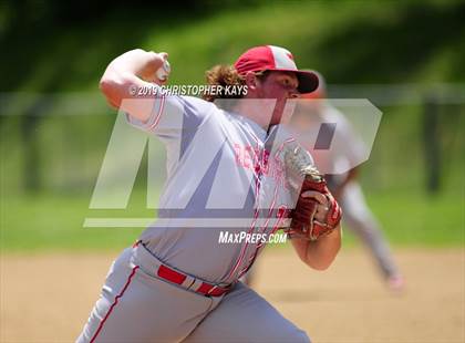 Thumbnail 1 in Harrisburg vs. Frankfort (IHSA 2A Regional Championship) photogallery.