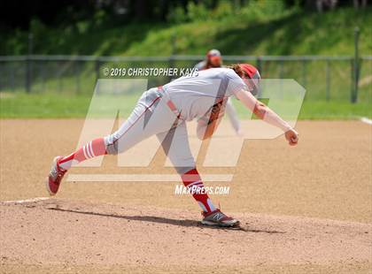 Thumbnail 3 in Harrisburg vs. Frankfort (IHSA 2A Regional Championship) photogallery.