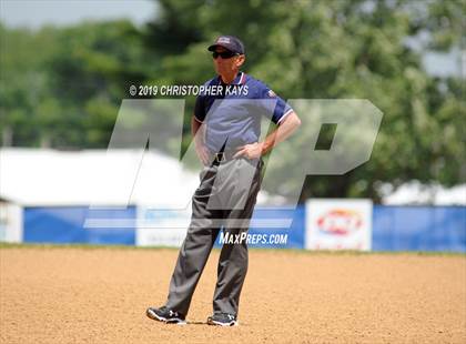 Thumbnail 2 in Harrisburg vs. Frankfort (IHSA 2A Regional Championship) photogallery.