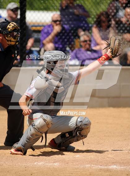 Thumbnail 3 in Harrisburg vs. Frankfort (IHSA 2A Regional Championship) photogallery.