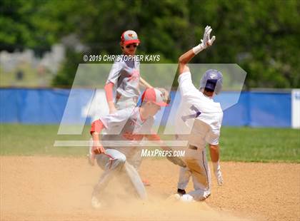 Thumbnail 3 in Harrisburg vs. Frankfort (IHSA 2A Regional Championship) photogallery.