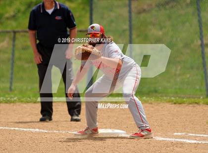 Thumbnail 3 in Harrisburg vs. Frankfort (IHSA 2A Regional Championship) photogallery.