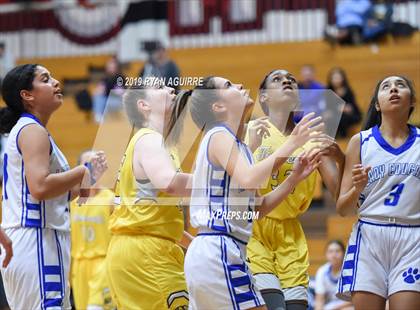 Thumbnail 2 in Temecula Valley vs. Beaumont photogallery.