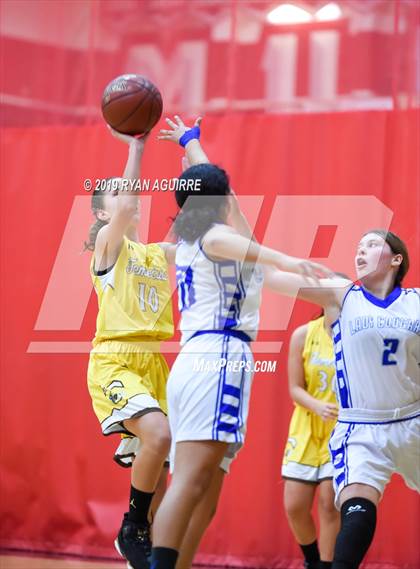 Thumbnail 3 in Temecula Valley vs. Beaumont photogallery.