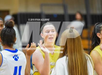 Thumbnail 2 in Temecula Valley vs. Beaumont photogallery.