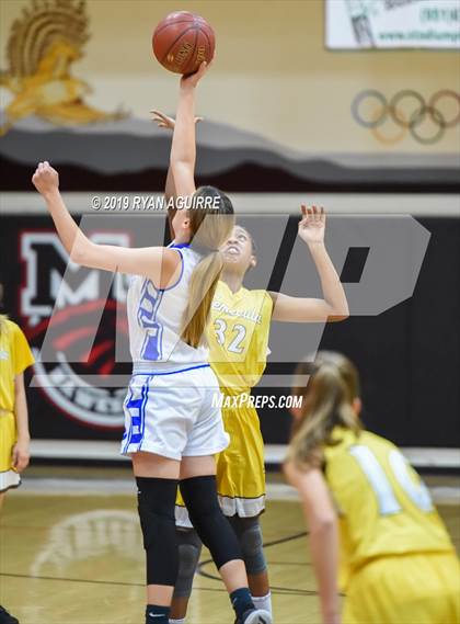 Thumbnail 3 in Temecula Valley vs. Beaumont photogallery.