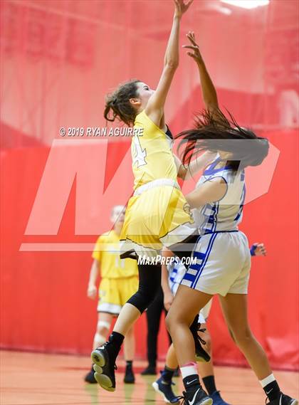 Thumbnail 2 in Temecula Valley vs. Beaumont photogallery.